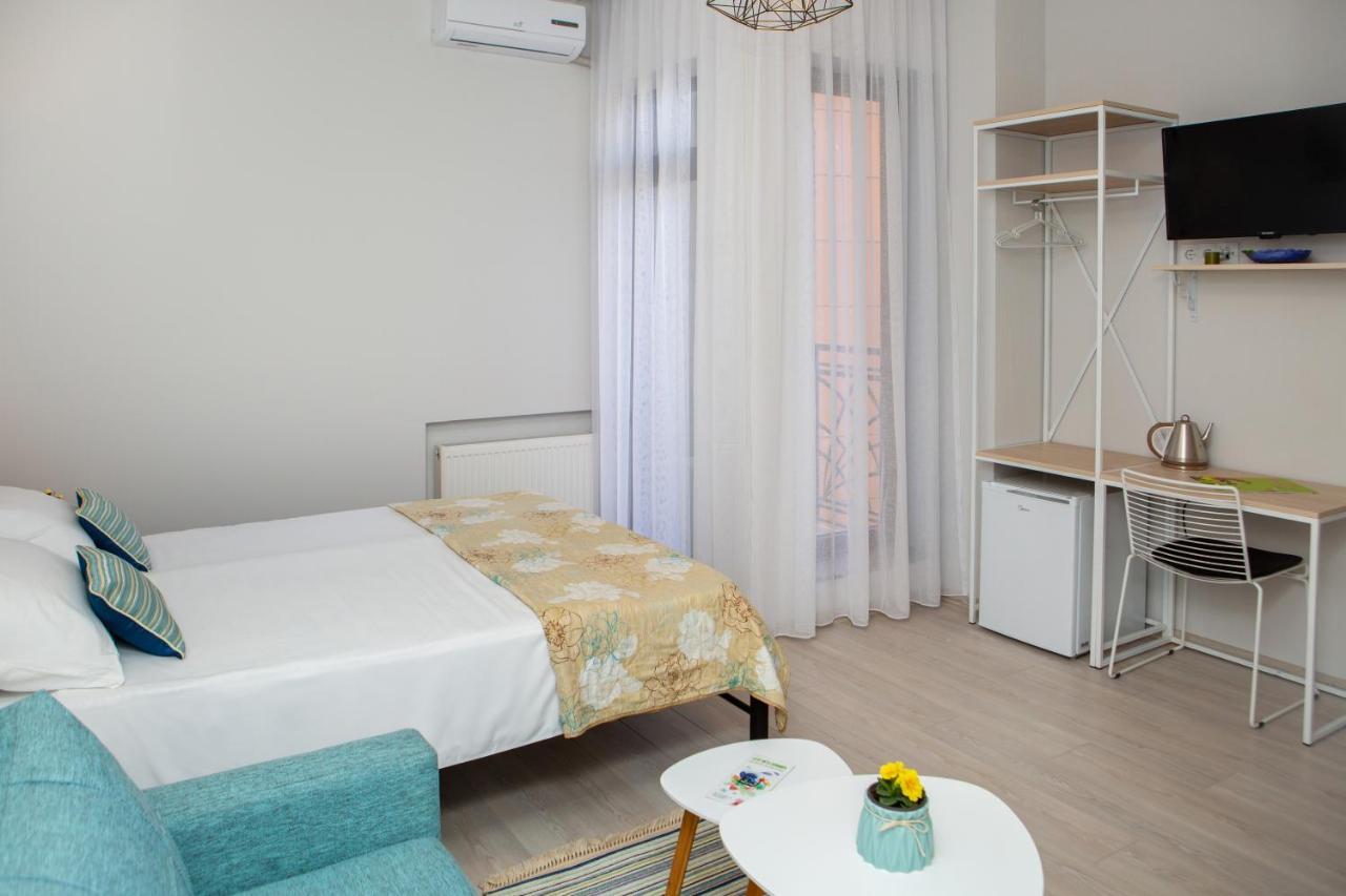 Aparthotel Naike Tbilisi Exterior foto